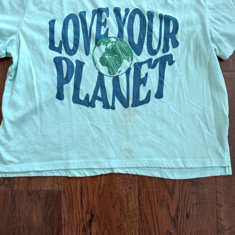 FREEZE Love Your Planet graphic tee shirt, size L - Picture 5 of 7